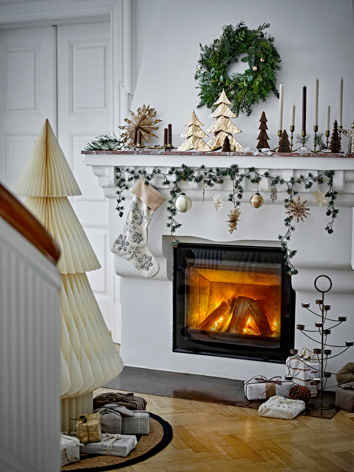 Kiri Candle Holder