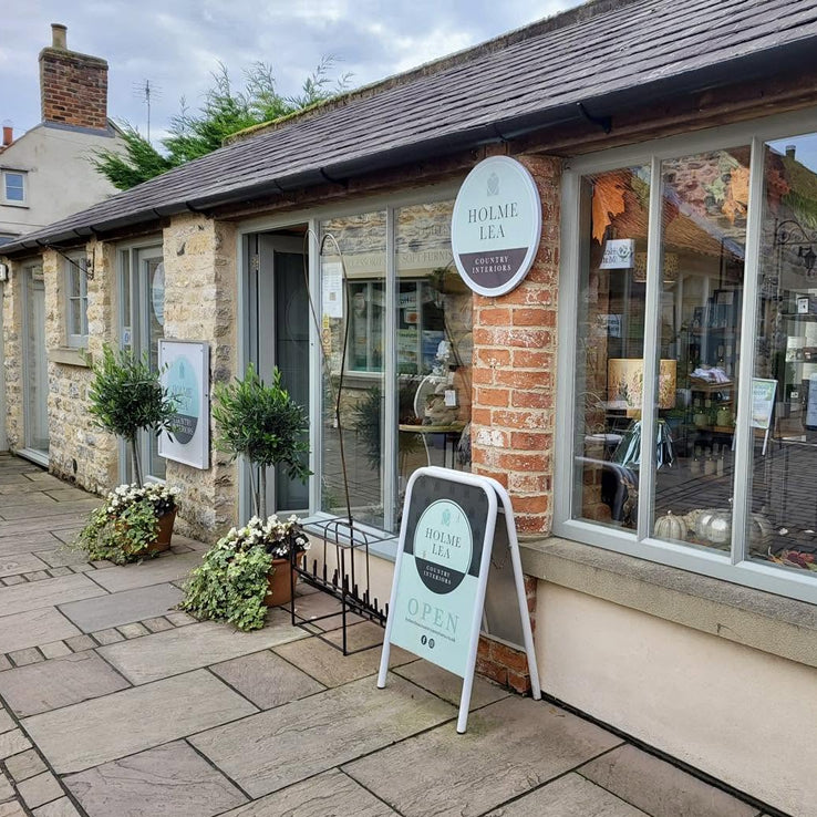 Barkers Yard in Helmsley, North Yorkshire is a fabulous pedestrianised area which boasts a selection of independent shops, services and a very nice cafe.